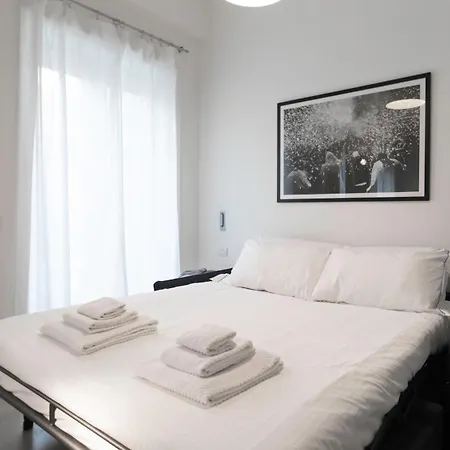 Apartment Italianway - Piazza Niccolo Tommaseo 2a Milan