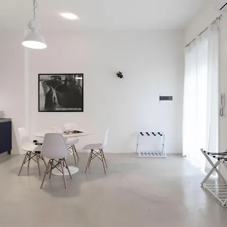 Appartement Italianway - Piazza Niccolo Tommaseo 2a Milaan