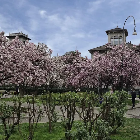 Italianway - Piazza Niccolo Tommaseo 2a 아파트 밀라노
