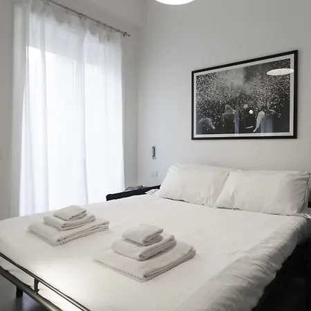Italianway - Piazza Niccolo Tommaseo 2a 아파트